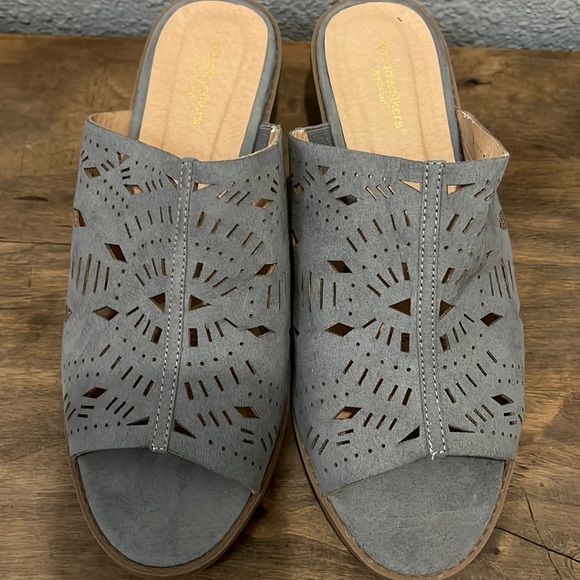 cloudwalkers Shoes - Cloudwalkers by Avenue Grey slides 10W